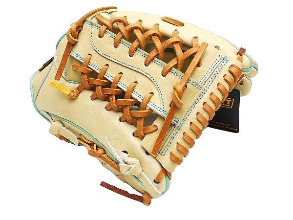 ZETT Pro Model Elite 12.5 inch Outfielder Glove - Beige/Skyblue