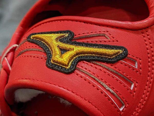 MIZUNO Pro Order Limited Edition Premium Leather Hardball 12 inch Pitcher Glove
